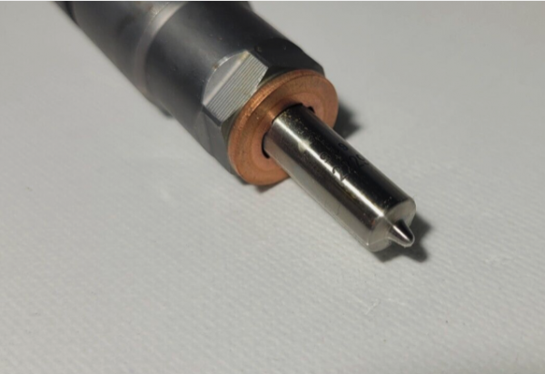 BOSCH COMMON RAIL INJECTOR 0445110418 / 0445 110 418 - Image 3